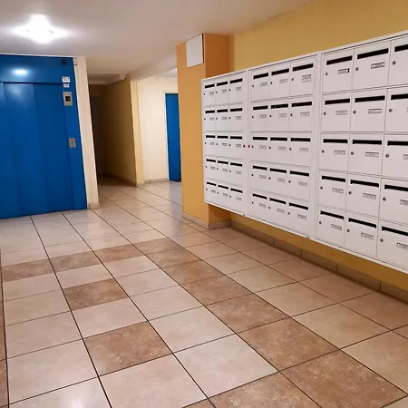 Studio fonctionnel à Agde, 30 m² avec jardin Apartment *