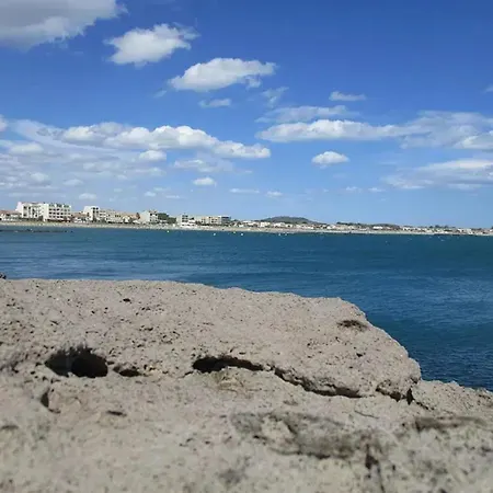 Fonctionnel A Agde, 30 M² Avec Jardin Apartman