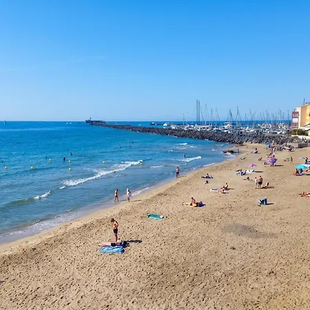 Fonctionnel A Agde, 30 M² Avec Jardin * Agde